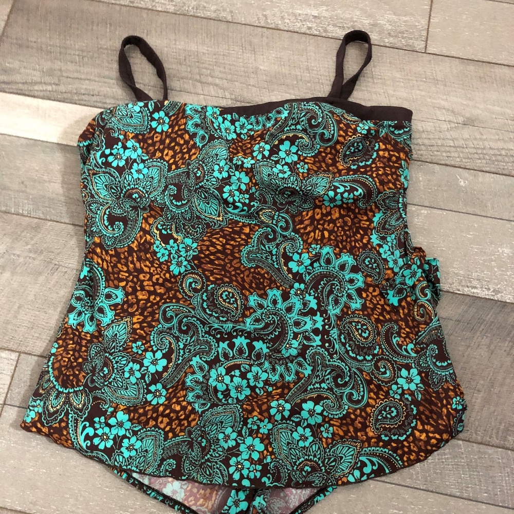 Women's Swimming Suit size 24W by Maxine